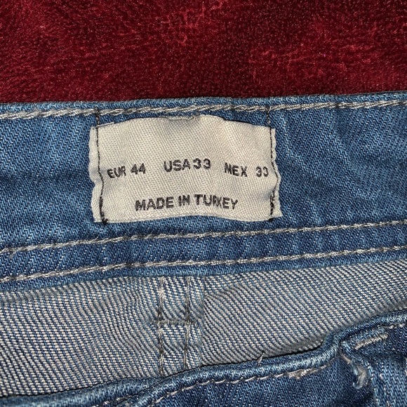 Jeans - Picture 2 of 8